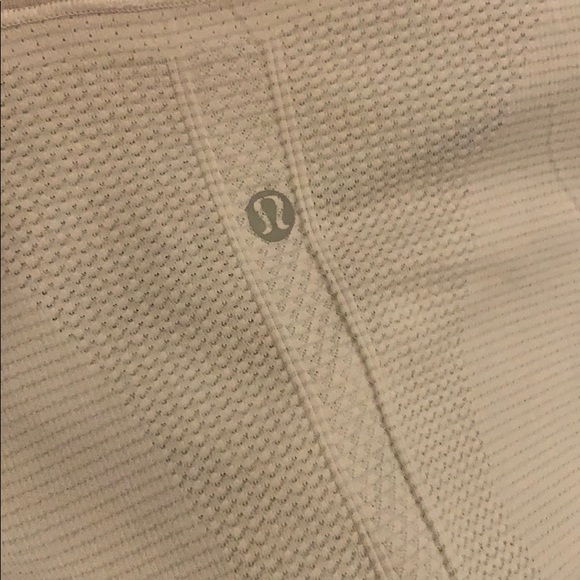 Lululemon shirt - Picture 2 of 3